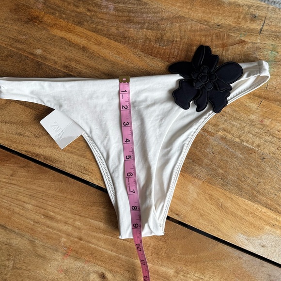 Floral Bikini Bottoms, Ecru, Zara, L, NWT - Picture 11 of 12